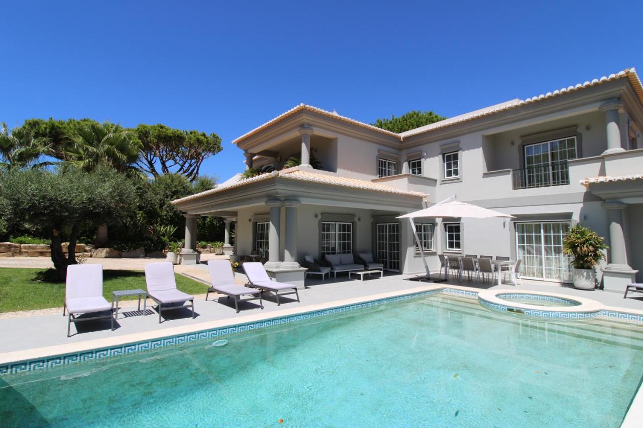 Charming Exceptional Golf Villa In Algarve Фару Экстерьер фото