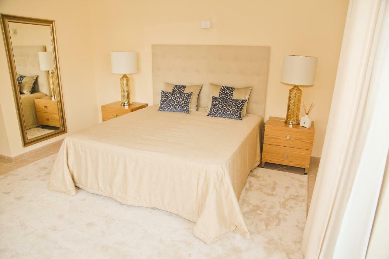 Charming Exceptional Golf Villa In Algarve Фару Экстерьер фото